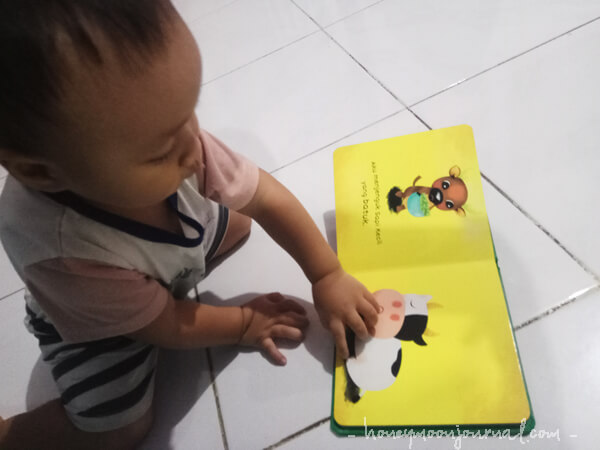 Bisa memasukkan nilai positif lewat mendongeng dari buku