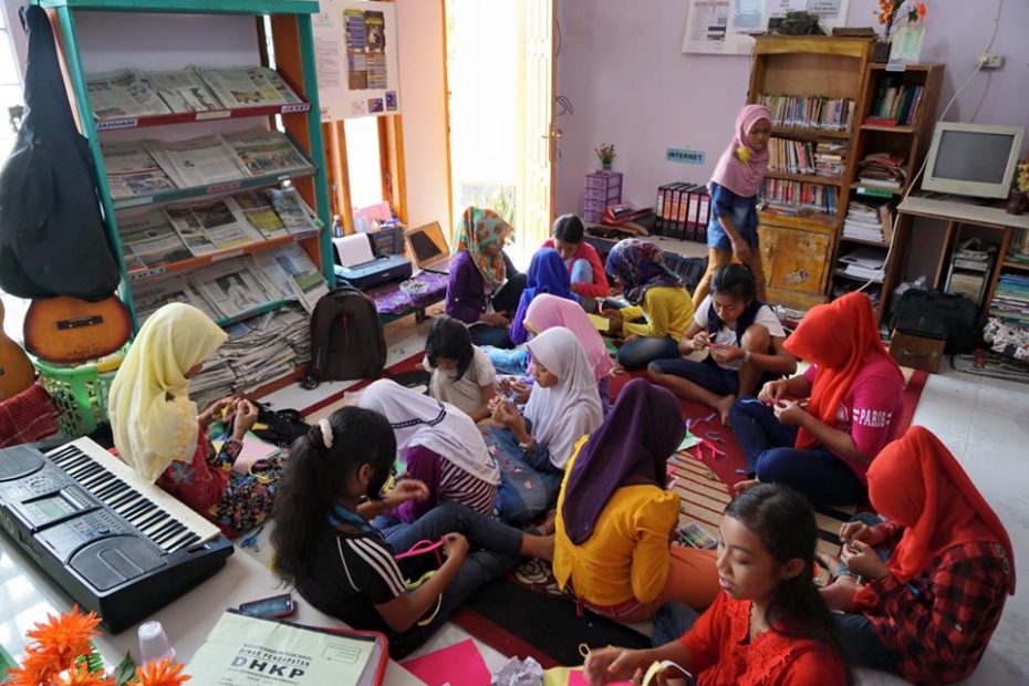 Kegiatan di salah satu perpustakaan